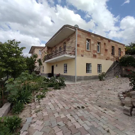 Acan Apart Guenluek Kiralik Ev Daire Uerguep Mustafapasa Exterior photo
