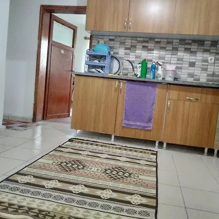 Acan Apart Guenluek Kiralik Ev Daire Uerguep Mustafapasa Exterior photo