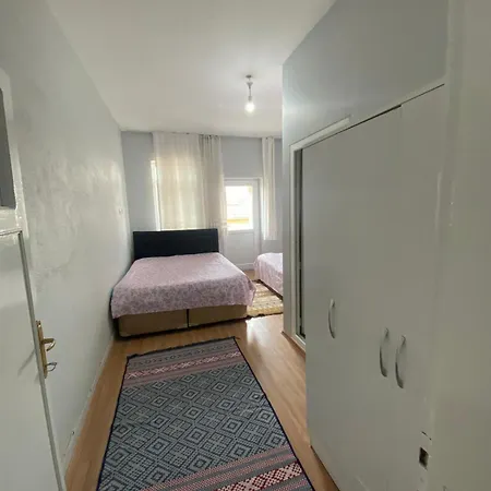 Acan Apart Guenluek Kiralik Ev Daire Uerguep Mustafapasa Room photo